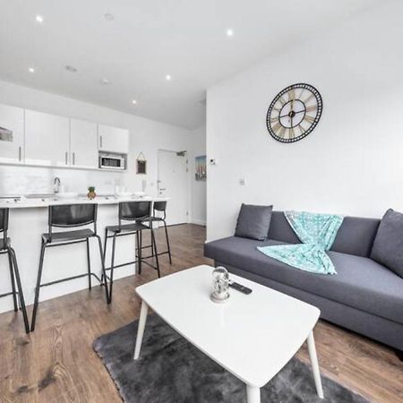 Stylish London 1Br Flat 15Min To Londonbridge Dp16 Apartman Croydon Kültér fotó