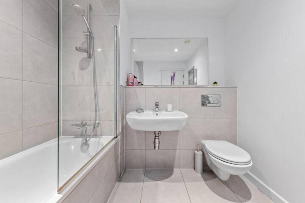 Stylish London 1Br Flat 15Min To Londonbridge Dp16 Apartman Croydon Kültér fotó