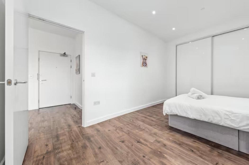 Stylish London 1Br Flat 15Min To Londonbridge Dp16 Apartman Croydon Kültér fotó